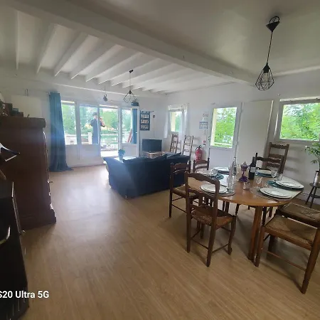 Les Chambrees Du Bac Gæstehus Charly-sur-Marne