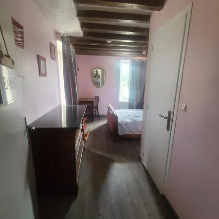 Vendégház Les Chambrees Du Bac Charly-sur-Marne