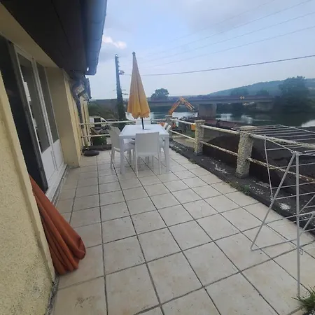 Les Chambrees Du Bac Vendégház Charly-sur-Marne